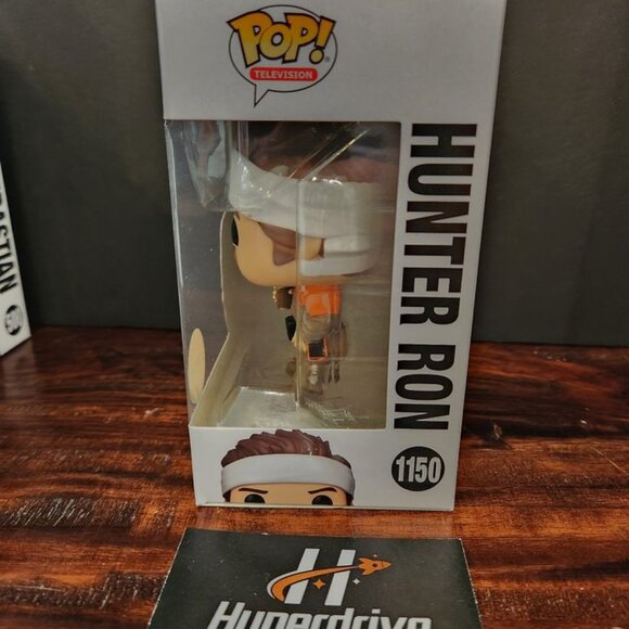 Parks and Recreation Hunter Ron CHASE Funko PoP! Vinyl Figure - Picture 2 of 7